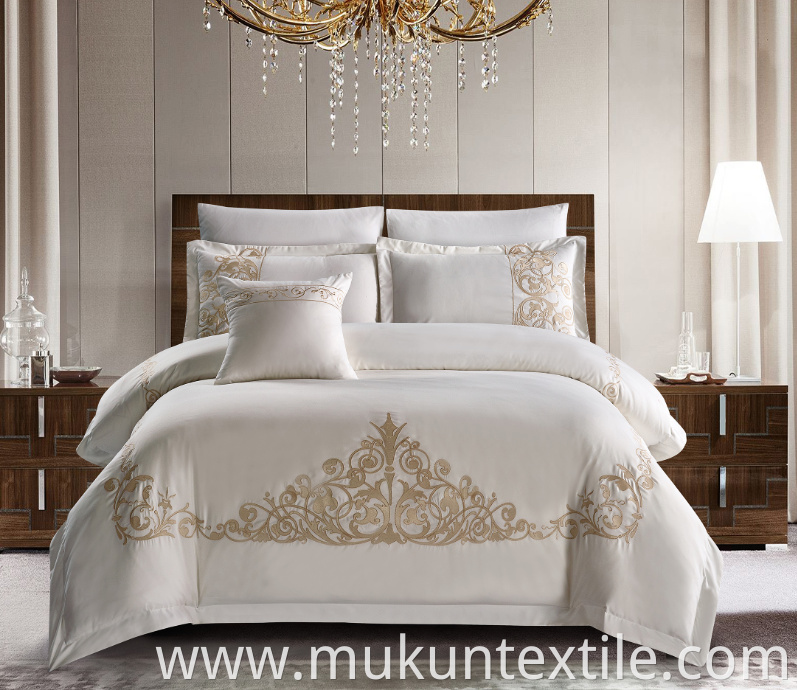  Cotton Embroidery Bedding Set